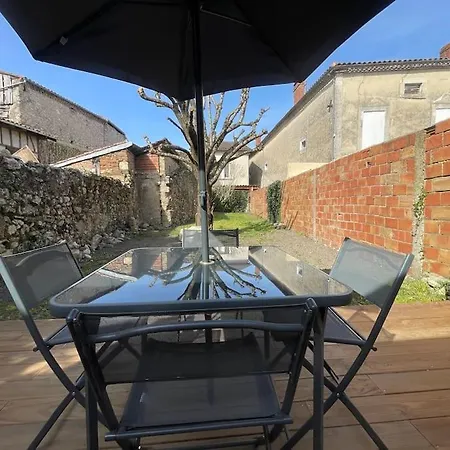 Villa Le Jardin De L'Ostal à Casteljaloux Extérieur photo
